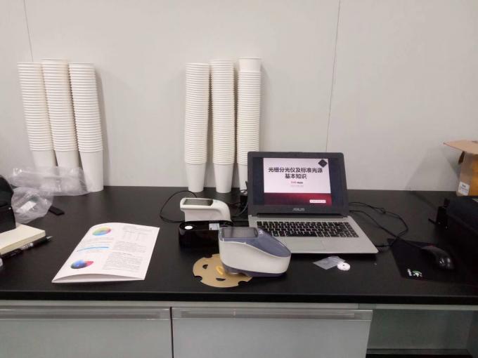 Máy đo quang phổ cầm tay 3nh YS3060 cho nhà máy sản xuất cốc giấy để đo màu